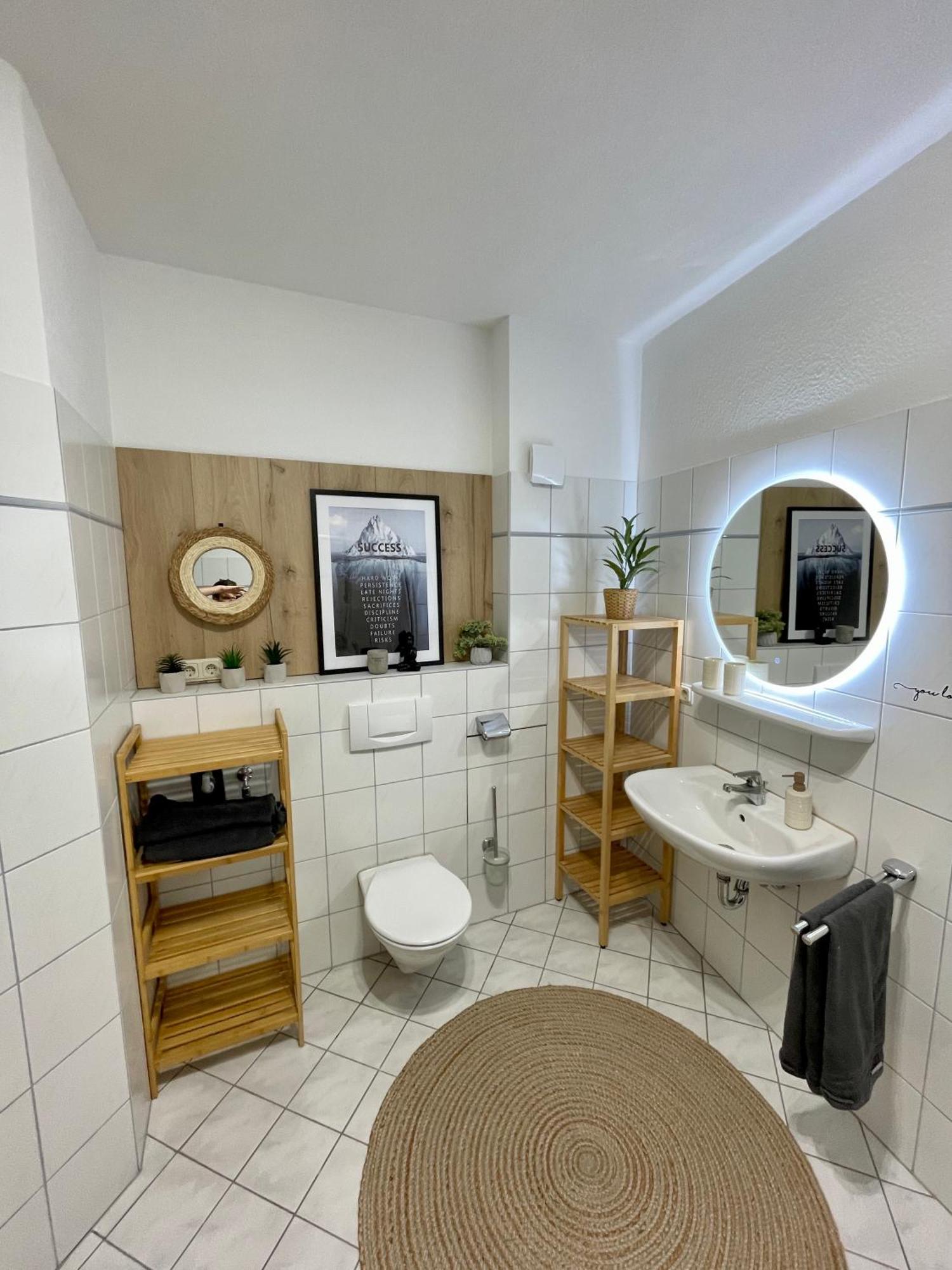 Appartement Okapi - Zentrale Lage & Fusslaeufig Zur Innenstadt Eisenach